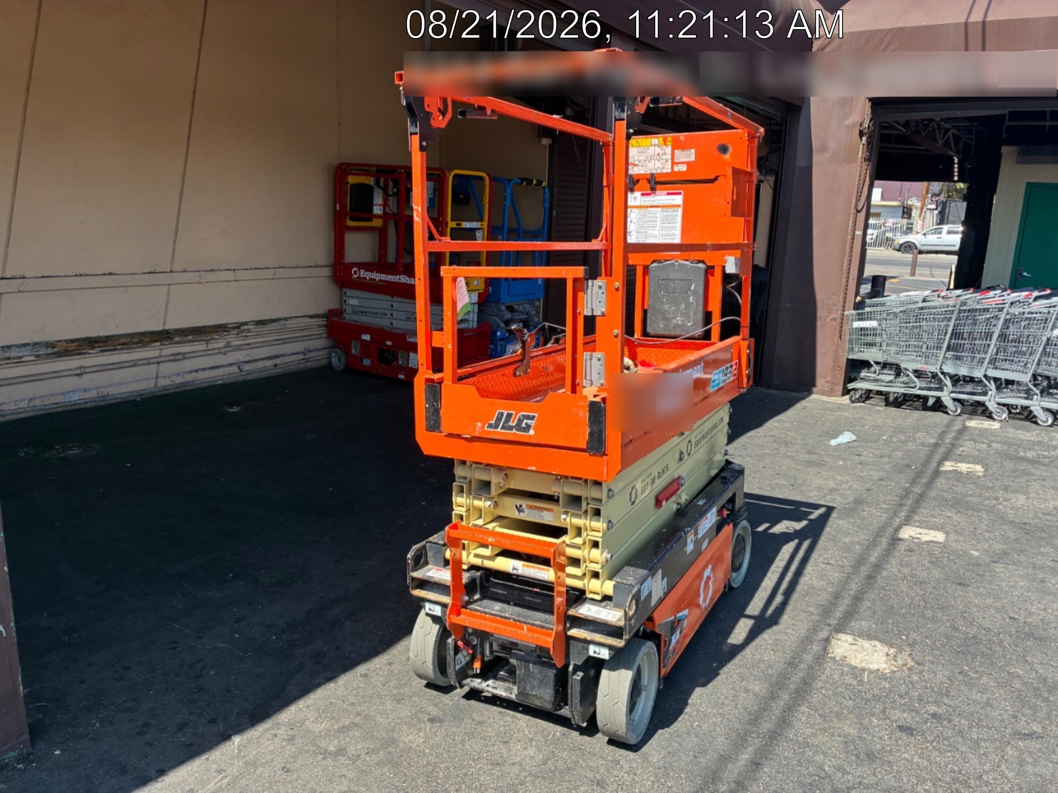 2023 JLG ES1932
