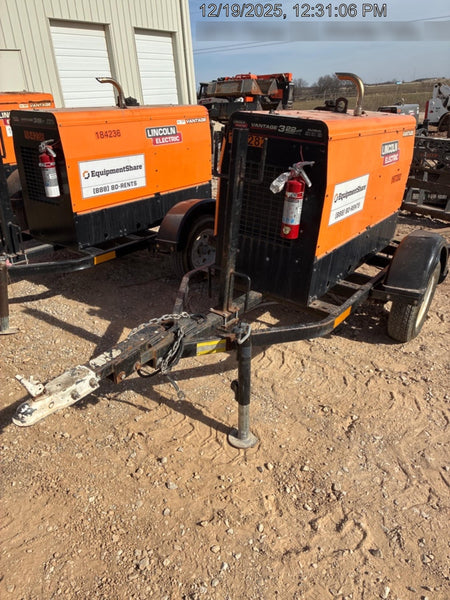 2021 Lincoln Electric Vantage 322 Vantage 322 Ready Pak 3 w/ Decals, ORANGE (includes trailer, cable rack, fender light kit) NO Telematics