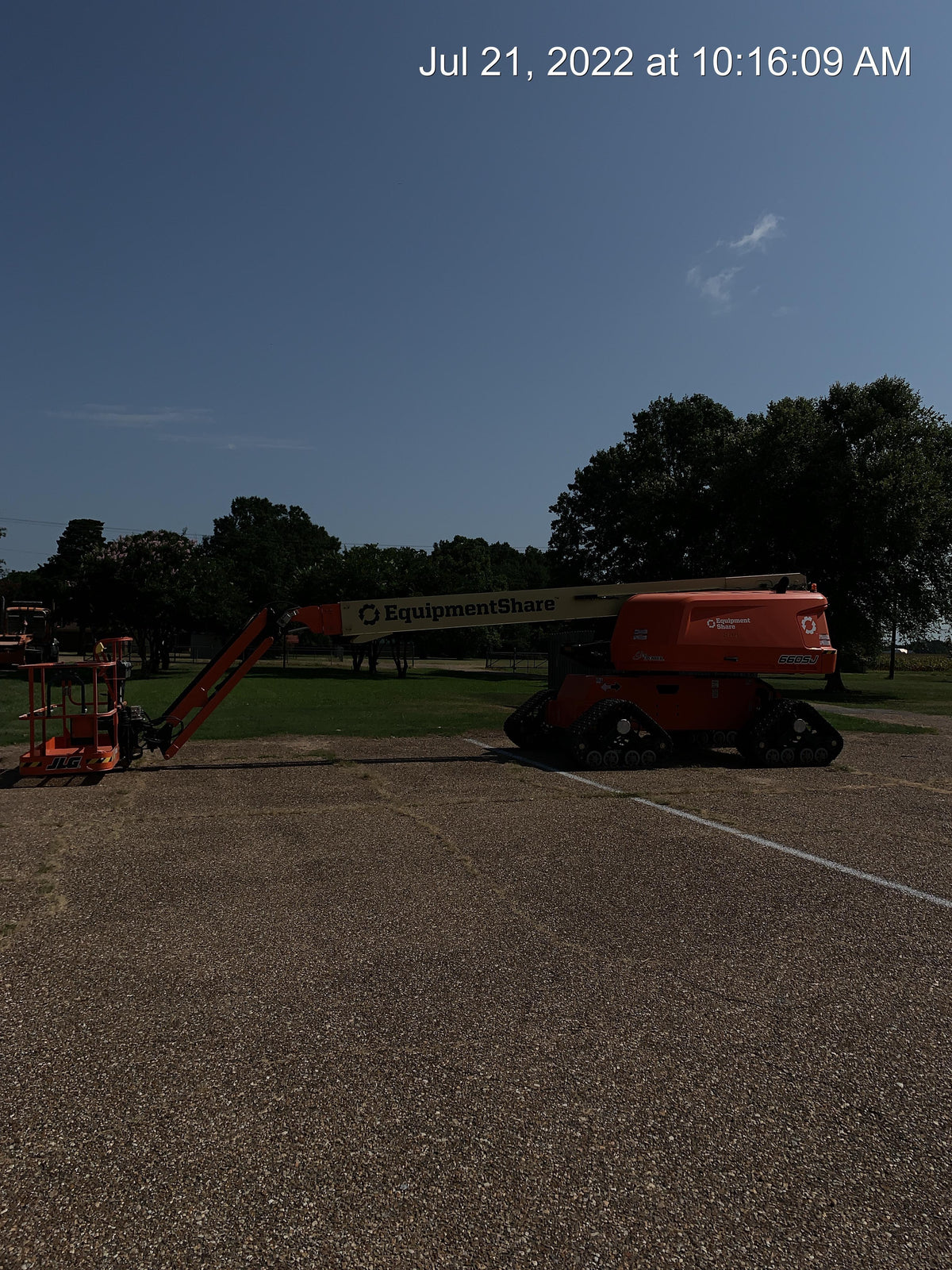 2022 JLG 660SJ Quad Track