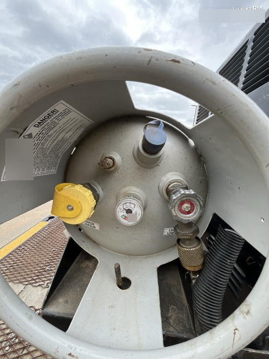 2020 Miller Electric BOBCAT 250 951600 PKG-250 amp Propane Welder, Standard w/Running Gear, Bracket, Hose w/None