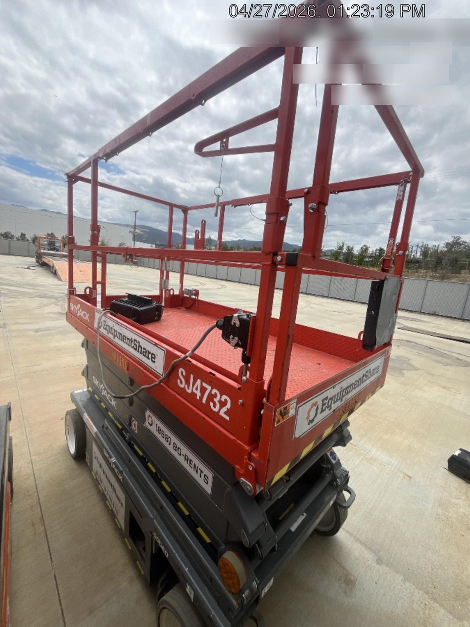 2022 SKYJACK SJ4732