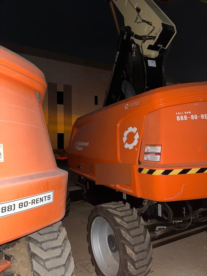2025 JLG 660SJ
