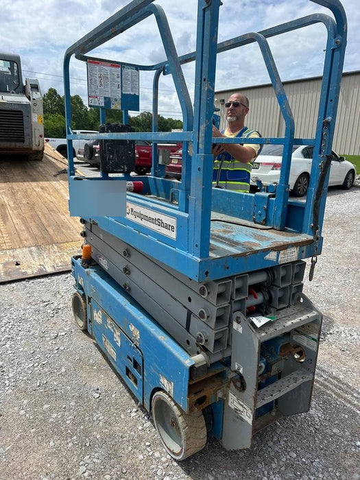 2019 Genie GS-1930 Fixed Rails with Chain Entry