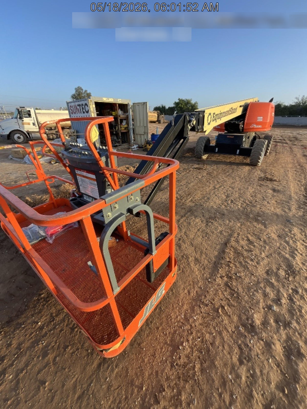 2025 JLG 660SJ