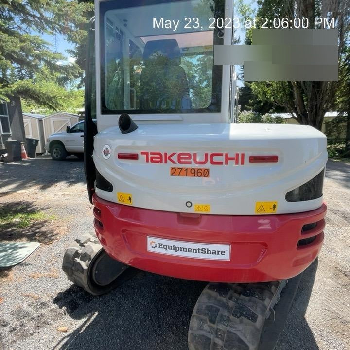 2022 TAKEUCHI TB250-2CR