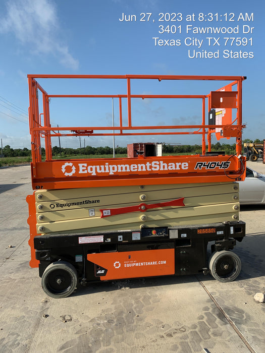 2022 JLG R4045
