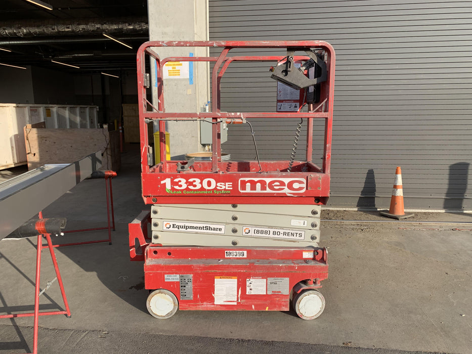 2020 MEC 1330SE Solid NM Tires, Steel Swing out Doors, LCS, Beacon, 900W Inverter