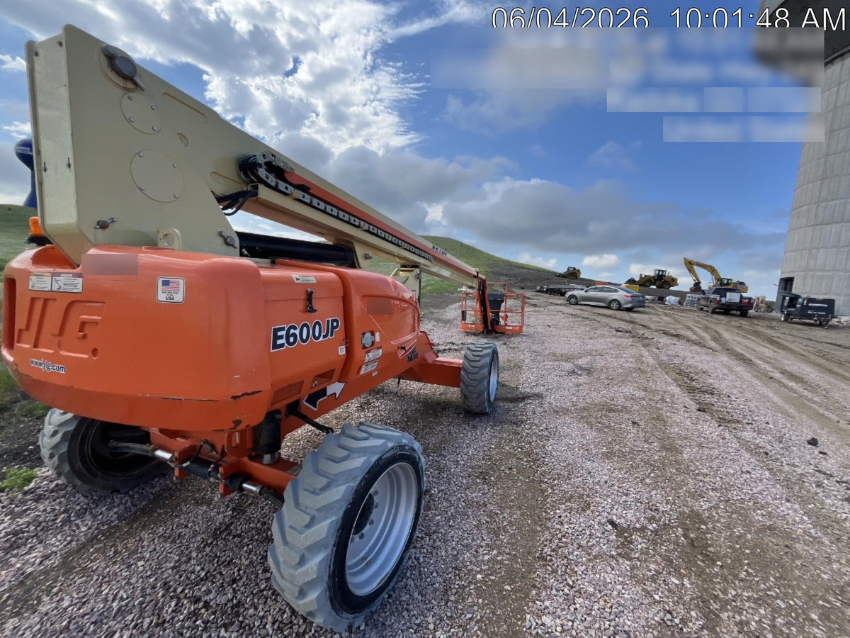 2019 JLG E600JP