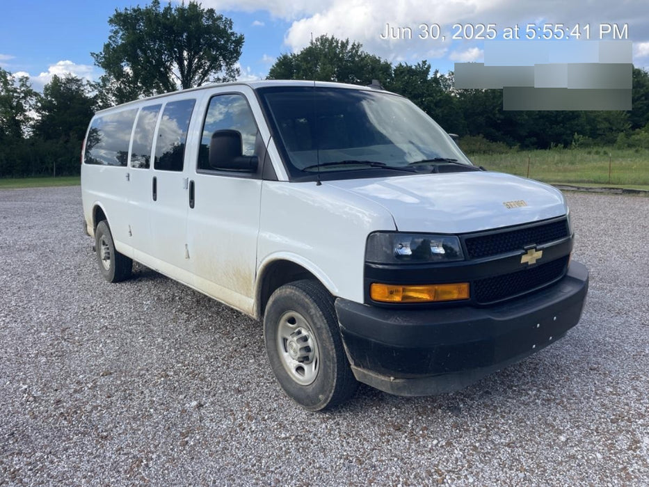 2023 CHEVROLET Express Van - Rental