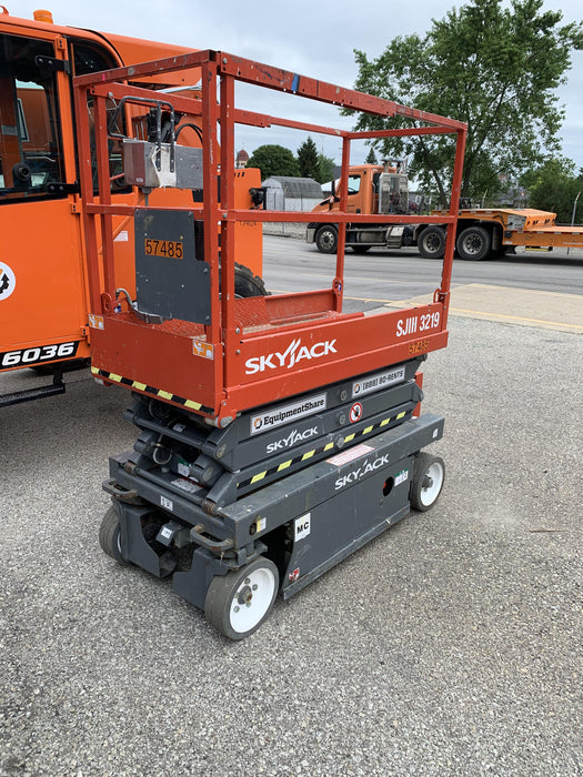 2017 Skyjack SJIII-3219 Standard Rental Specs