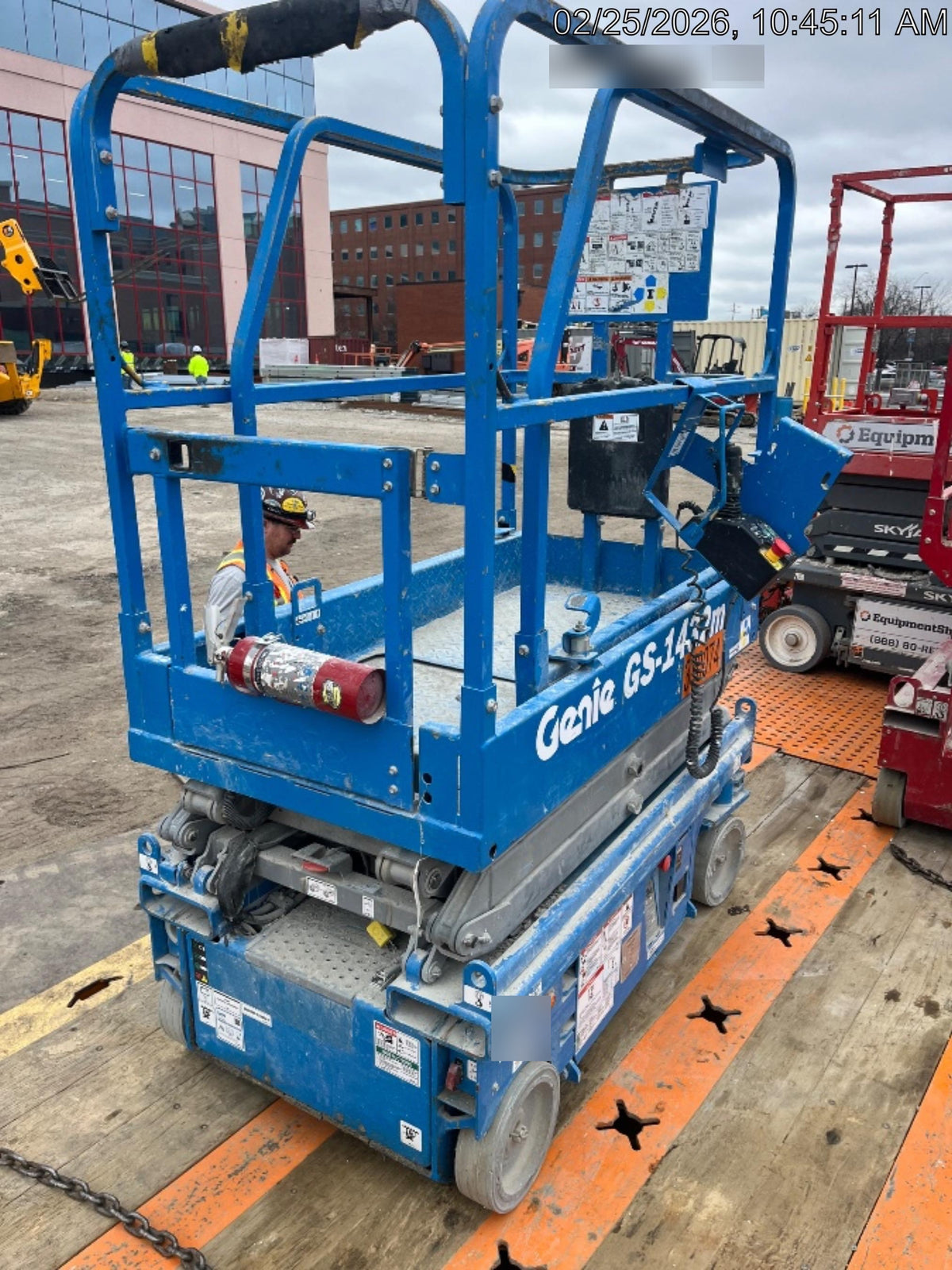 2023 GENIE GS-1432