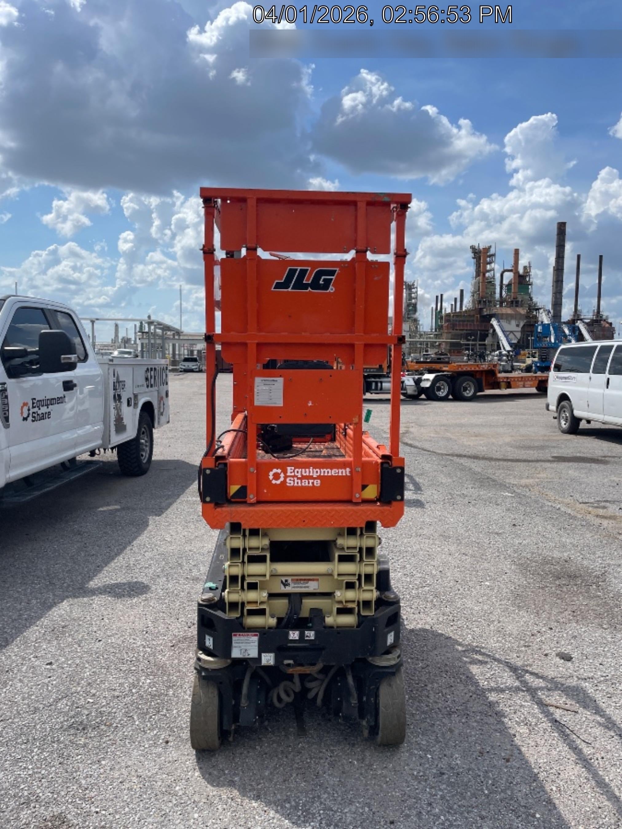 2024 JLG ES1932