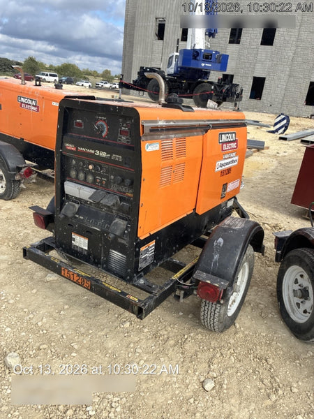 2021 Lincoln Electric Vantage 322 Vantage 322 Ready Pak 3 w/ Telematics & Decals, ORANGE (includes trailer, cable rack, fender light kit)
