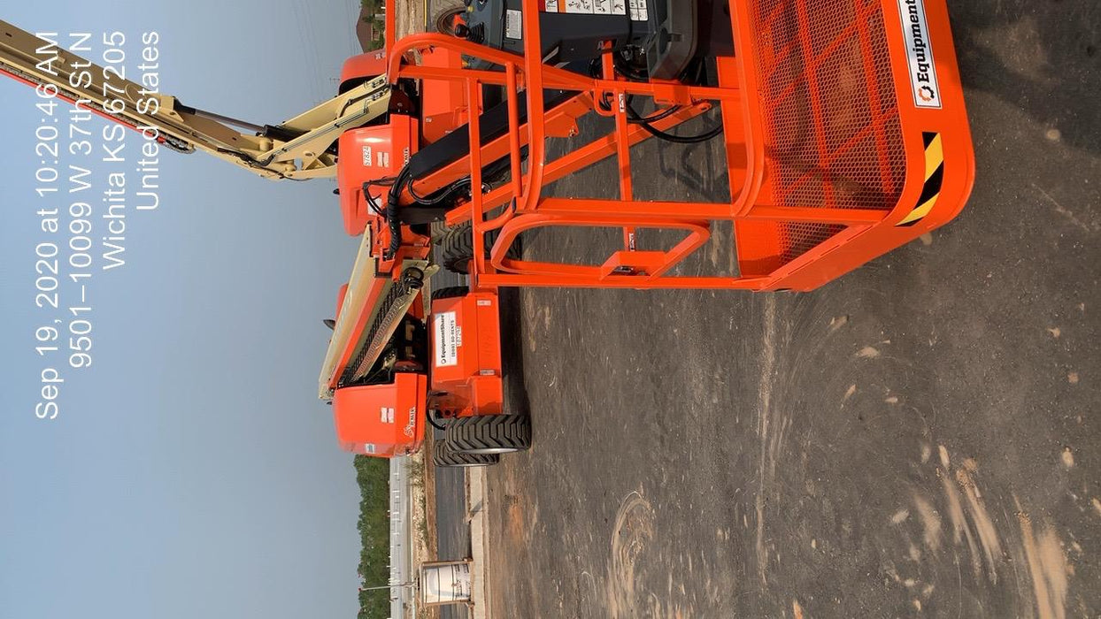 2020 JLG 660SJ