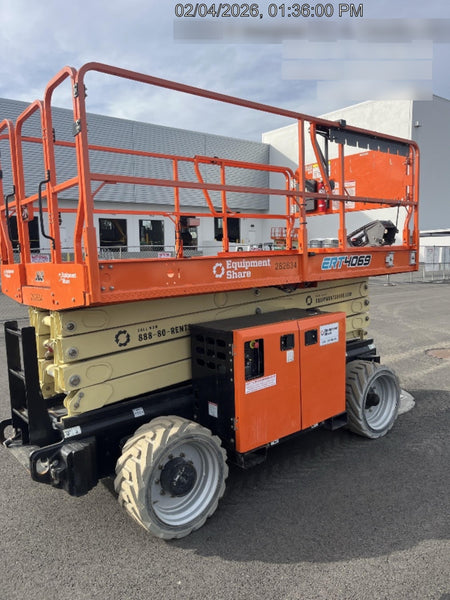 2022 JLG ERT4069