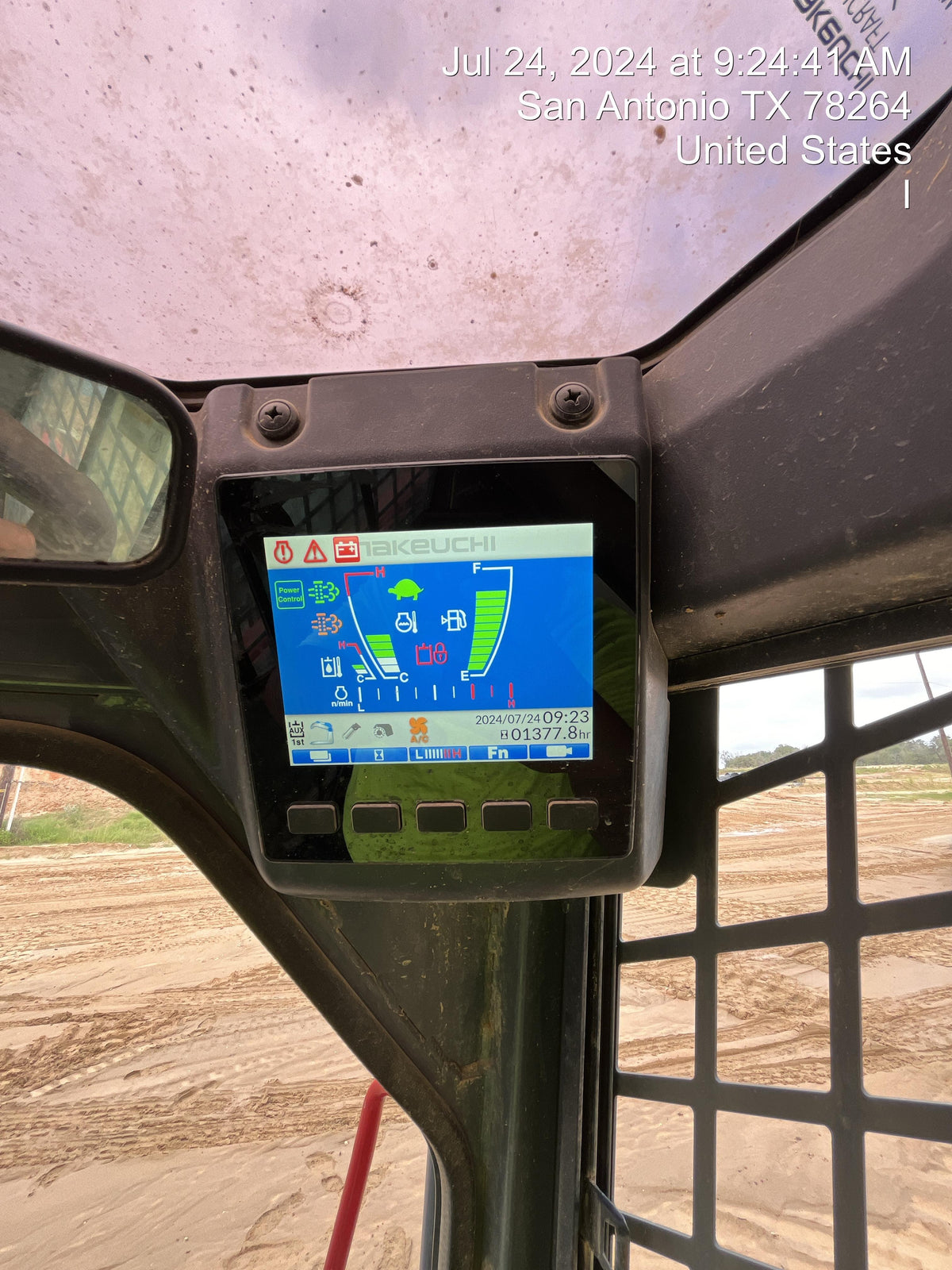 2023 TAKEUCHI TL6CR