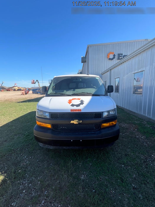 2025 CHEVROLET Express Van - Rental