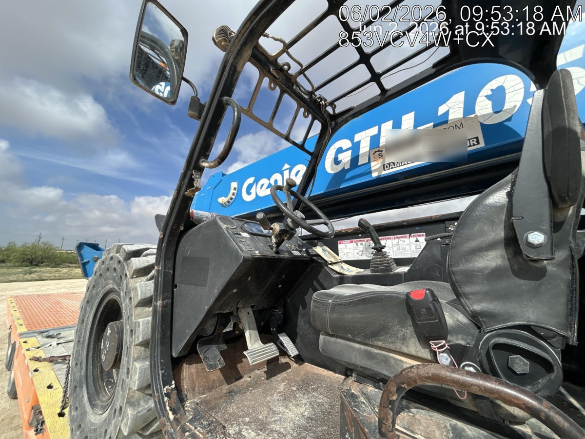 2017 GENIE GTH-1056