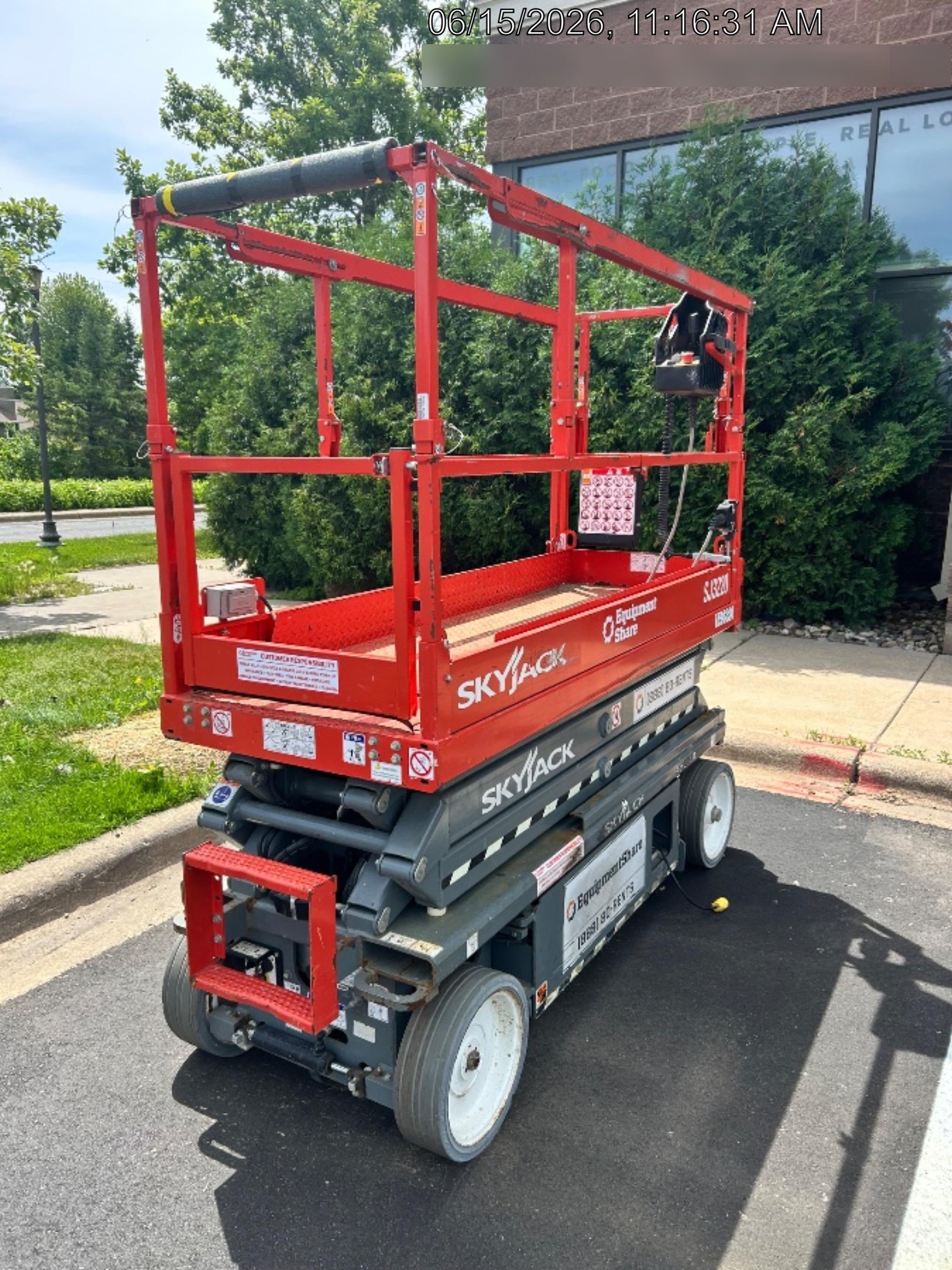 2021 SKYJACK SJIII-3220