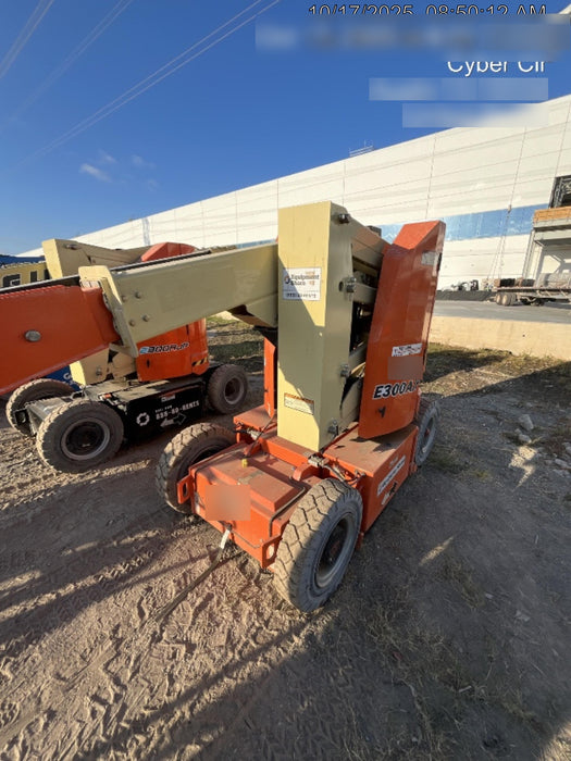 2019 JLG E300AJP