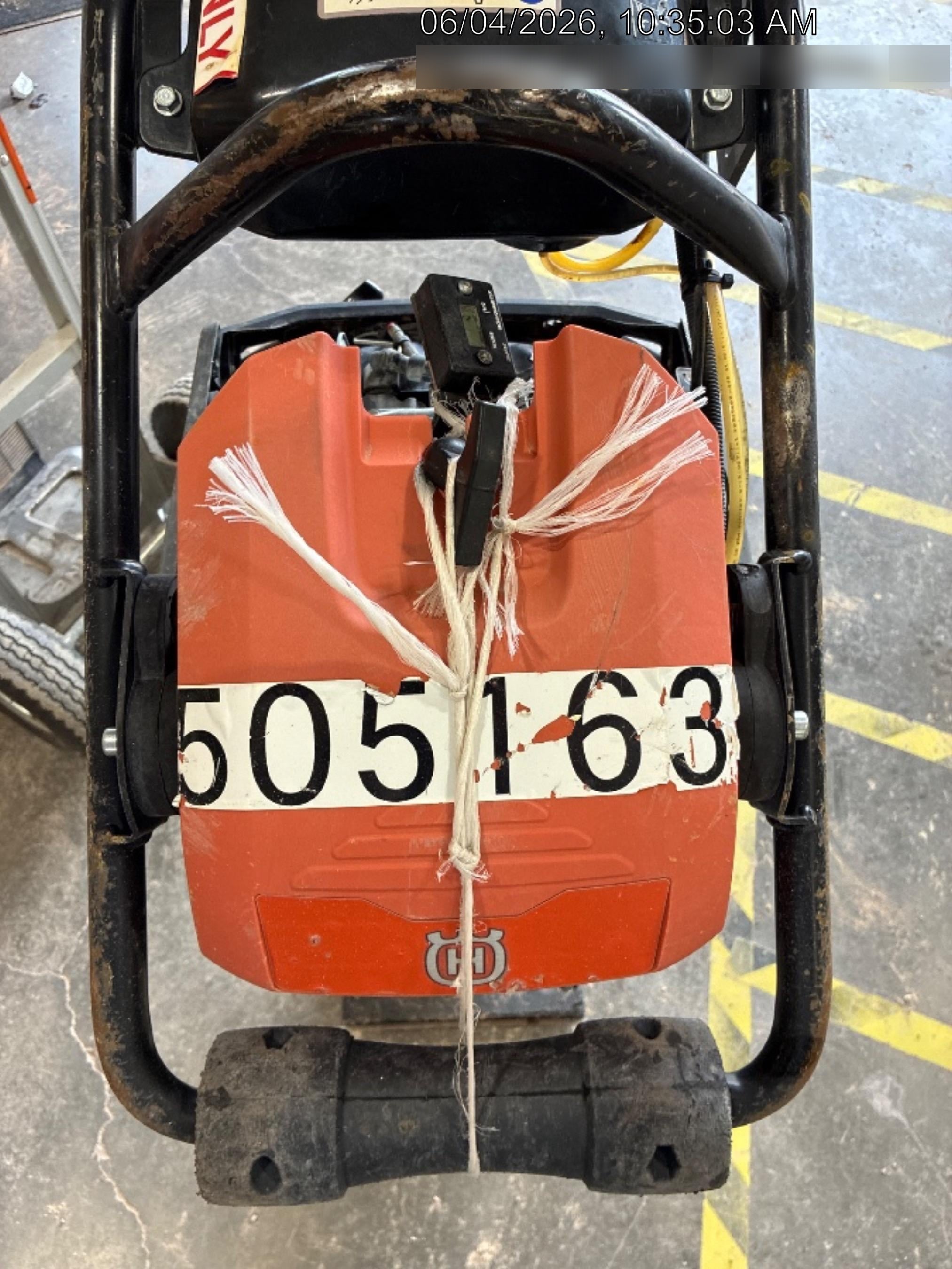 2025 HUSQVARNA LT6005
