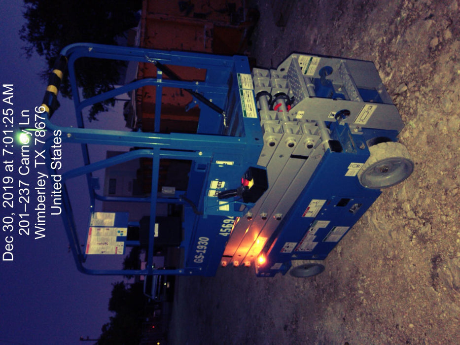 2019 Genie GS-1930 Fixed rails with chain Entry