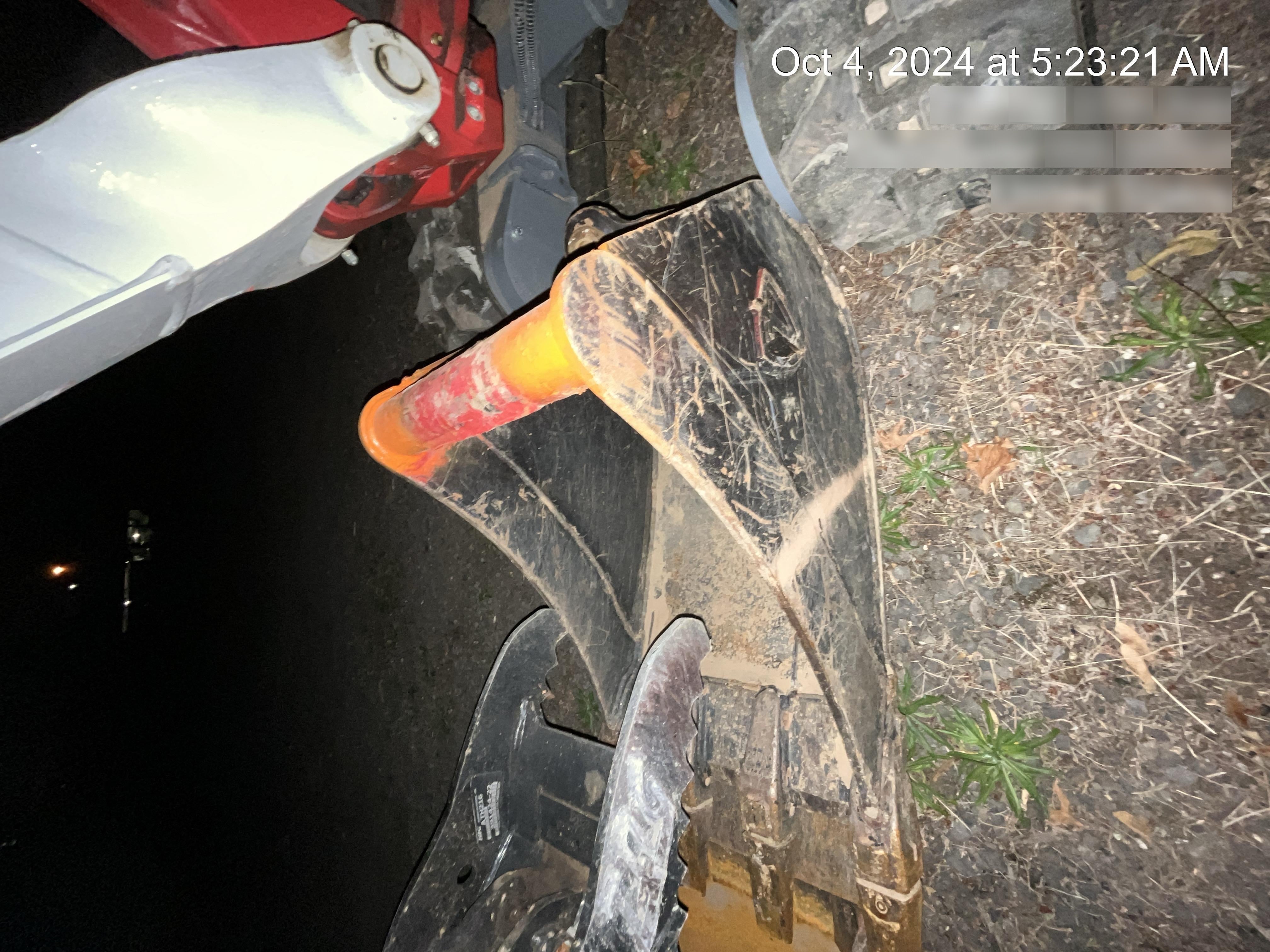 2022 PALADIN 18" Tooth Bucket, Paladin