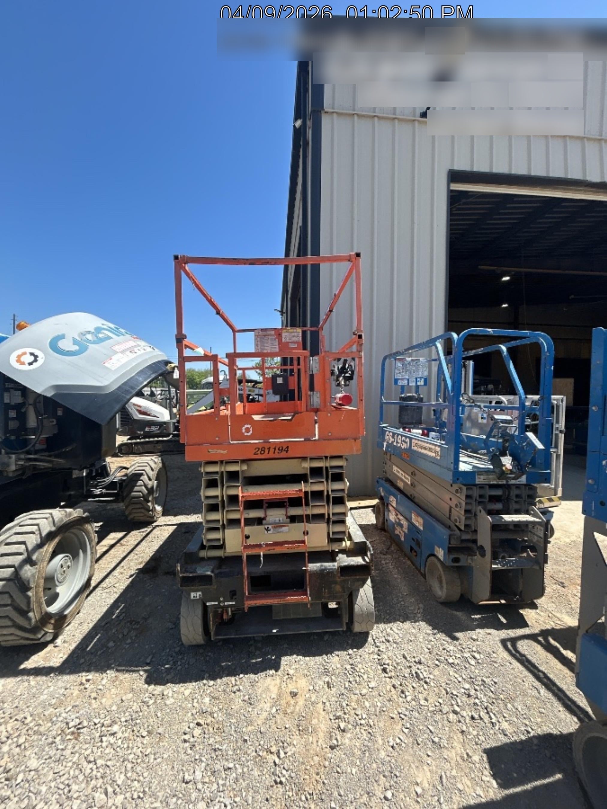 2022 JLG ES3246