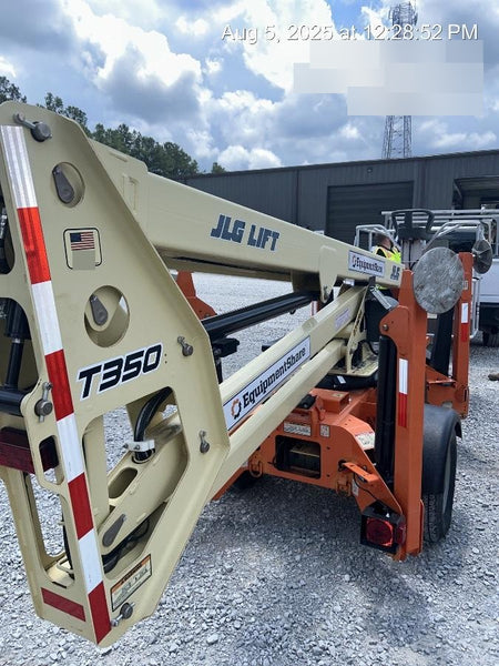 2022 JLG T350