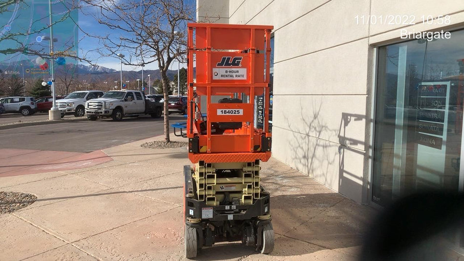 2021 JLG ES1932