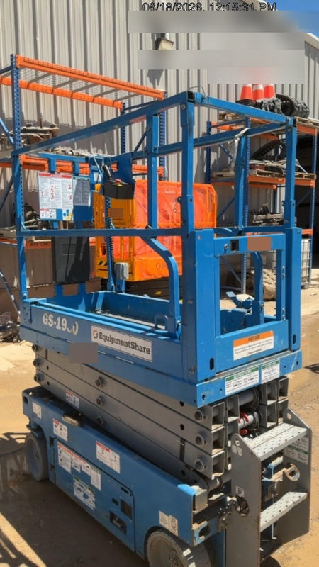 2020 Genie GS-1930 Solid Non Marking Tires, Beacon, Folding rails with half height swing gate