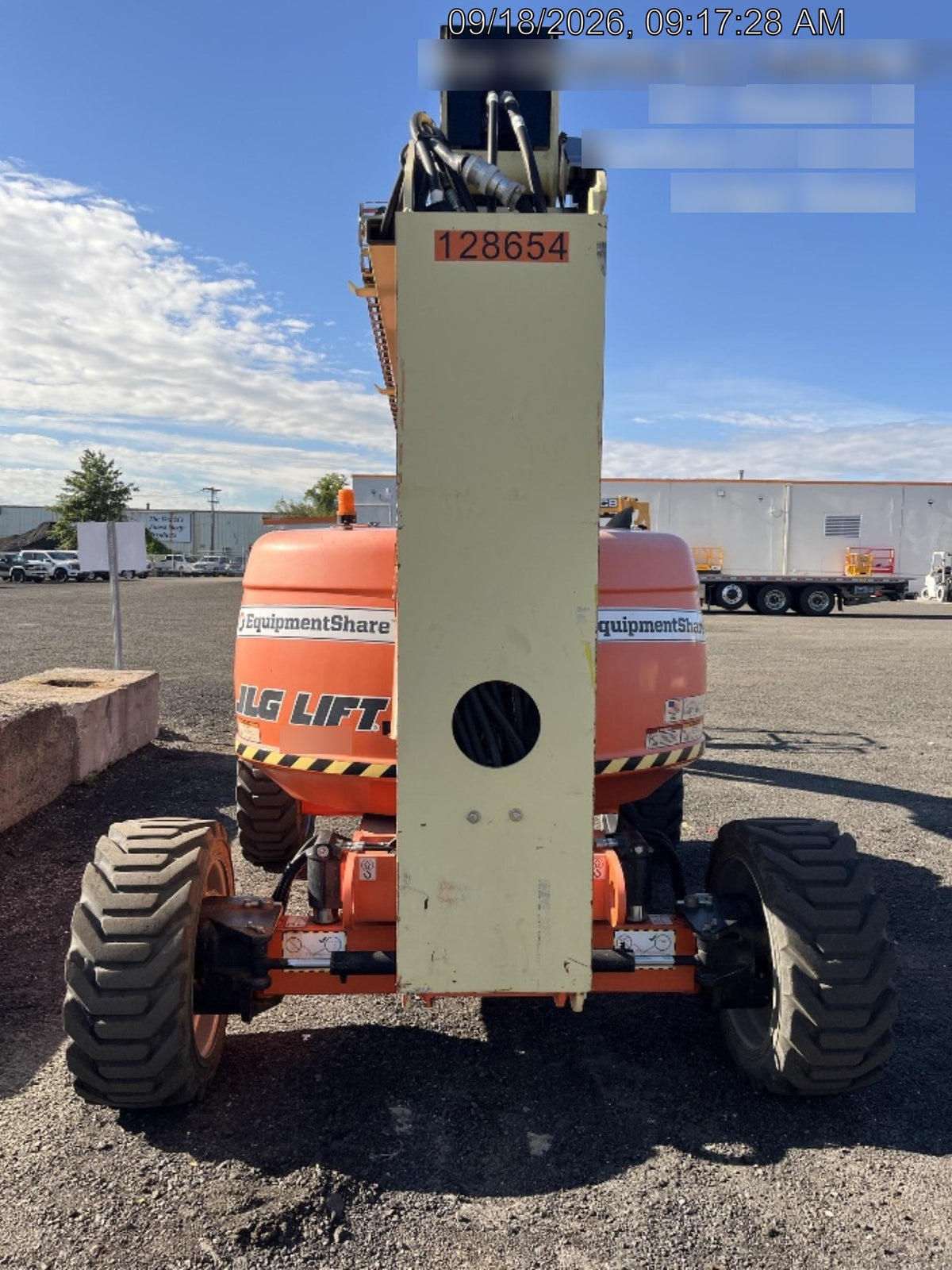 2021 JLG 600AJ