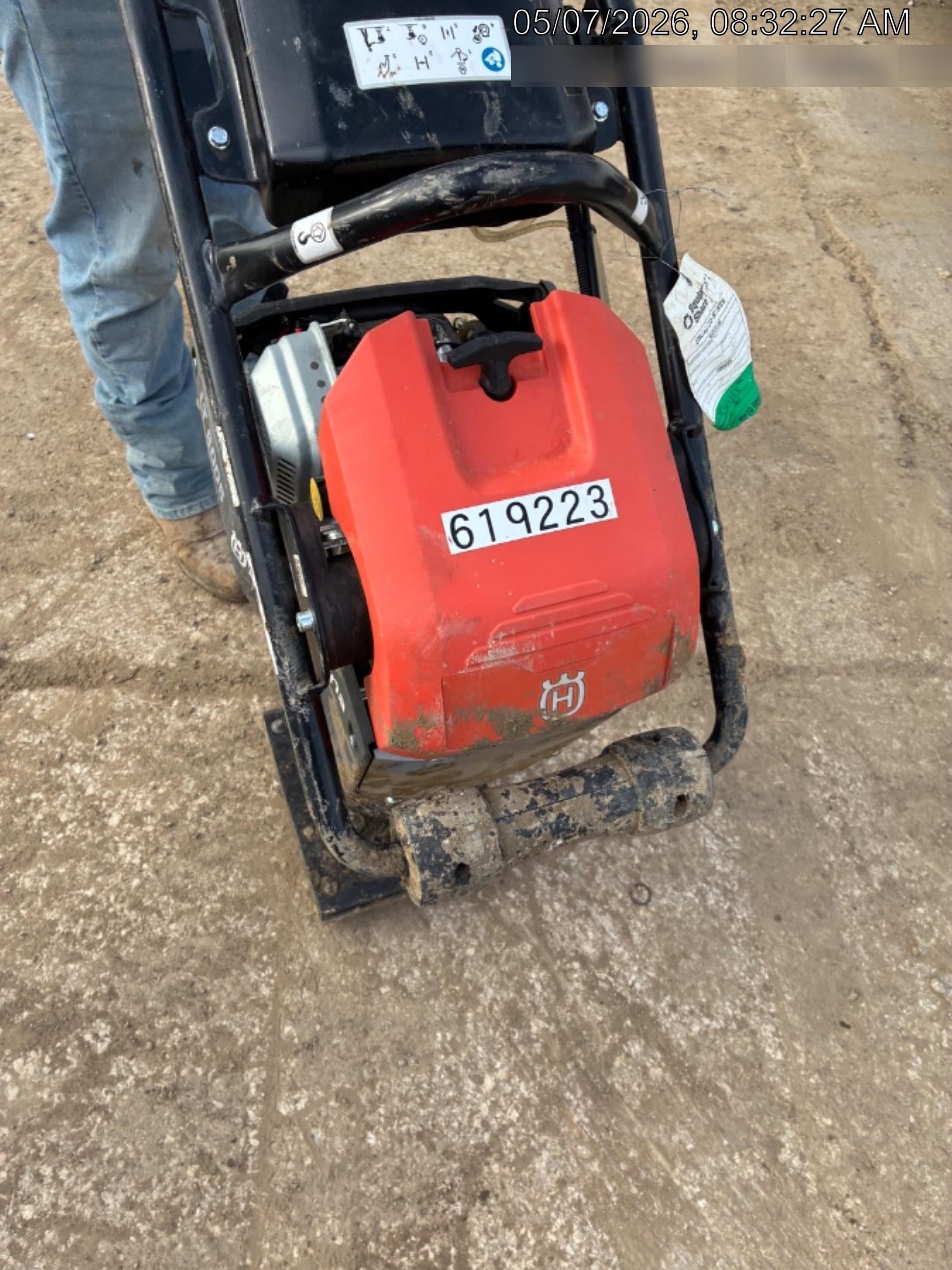 2025 HUSQVARNA LT6005