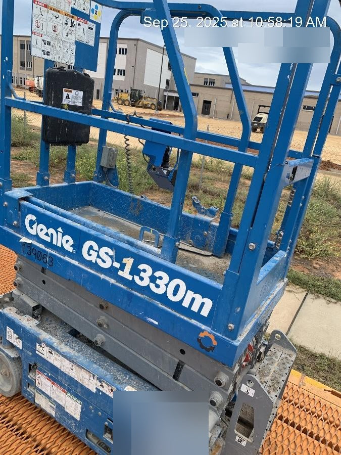2021 GENIE GS-1330m