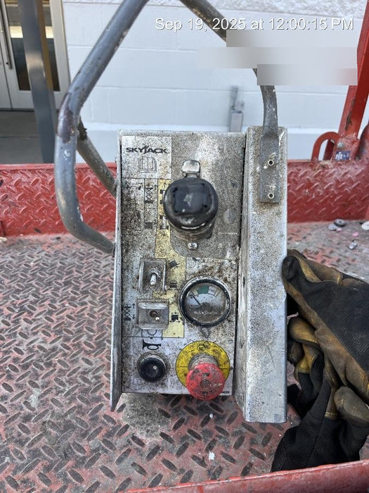 2017 Skyjack SJIII-3219 Skyjack 19' Scissor Lift