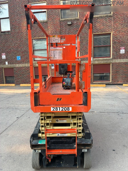 2022 JLG ES1932