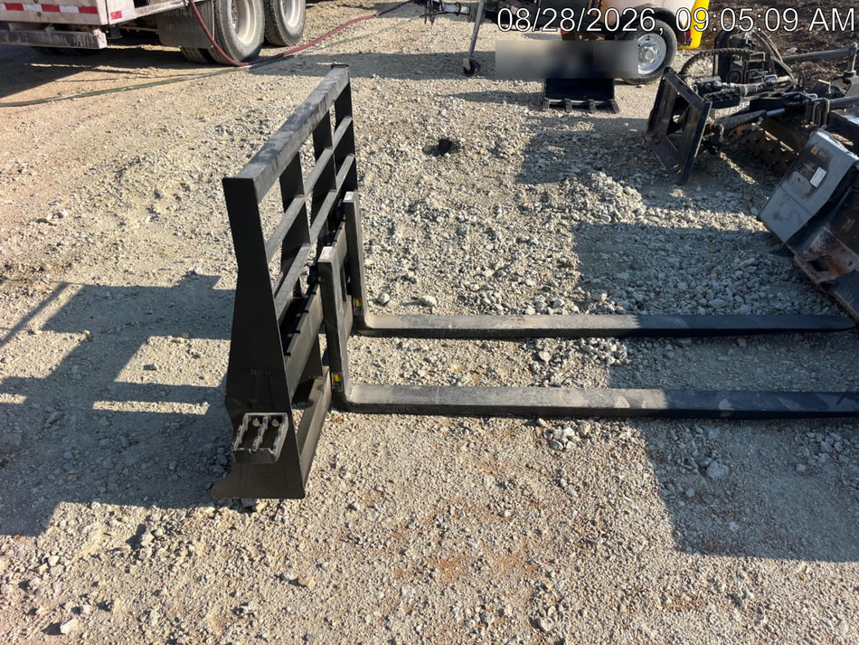 2026 ARROW MATERIAL HANDLING F5100CB - 72"