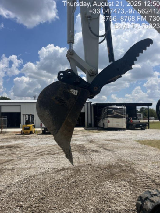 2025 TAKEUCHI 24" Bucket Takeuchi