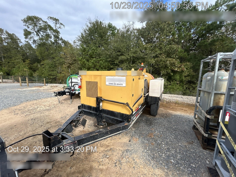 2019 Vac-Tron LP573XDT 24Hp Kohler Diesel, 500 Gal Debris Tank, 500 CFM Vacuum Pump, x2 100 Gal Water Tanks