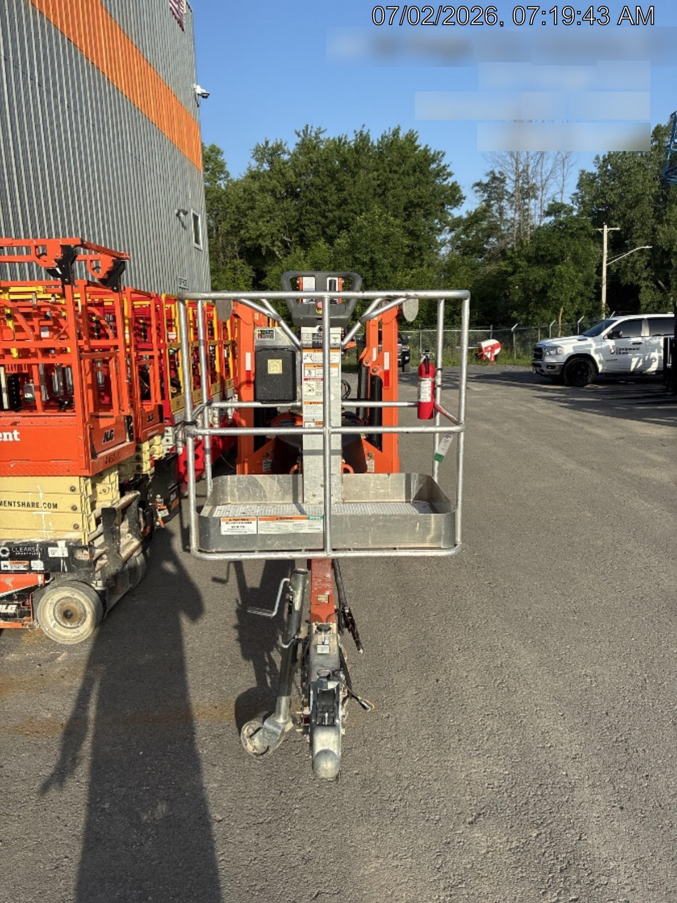 2021 JLG T500J