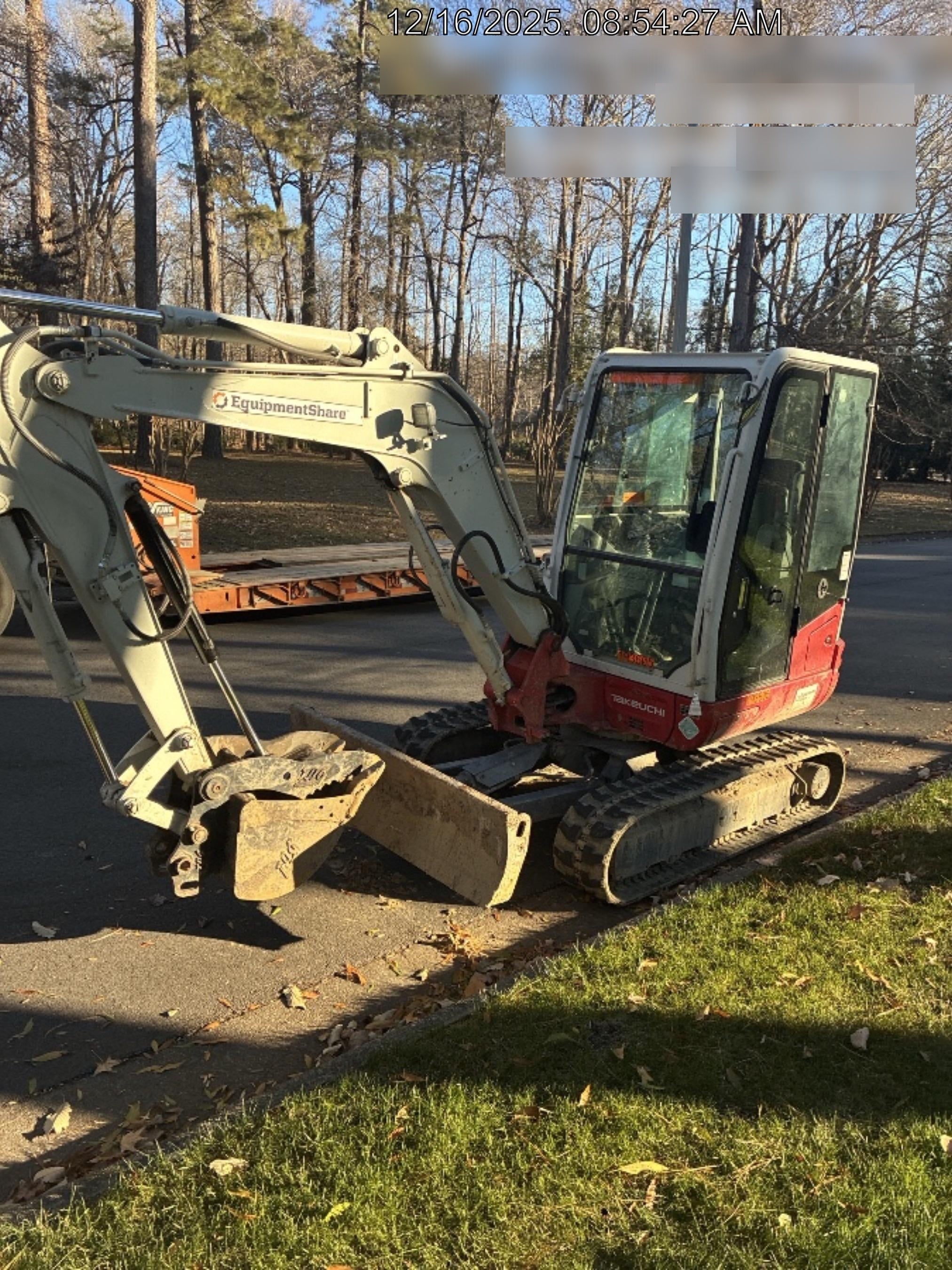 2021 TAKEUCHI TB235-2CR