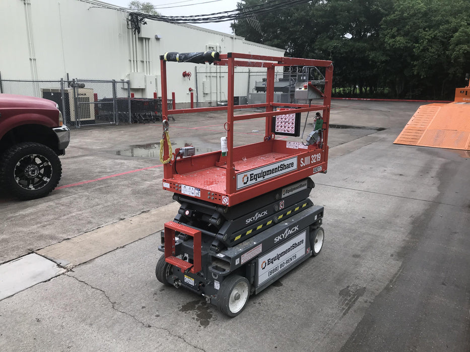 2019 Skyjack SJIII-3219 Standard Options, Trojan Batteries