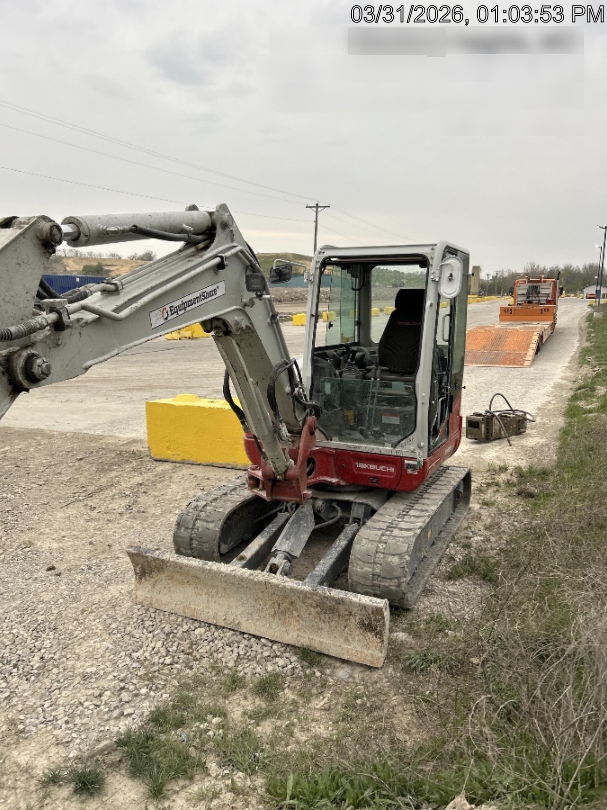 2024 TAKEUCHI TB250-2CR