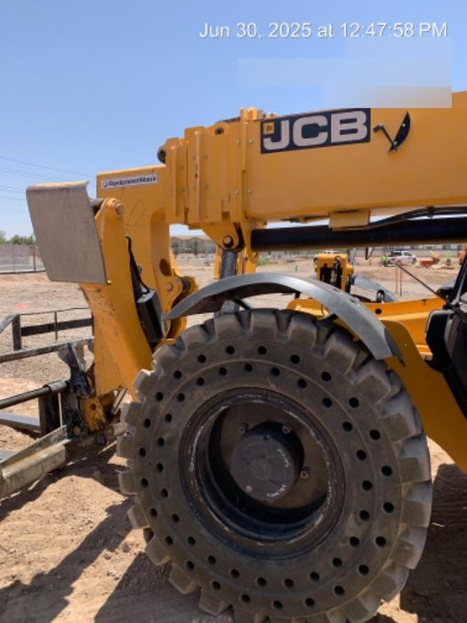 2019 JCB 510-56 74 HP w/Open ROPS, Beacon, Aux Hydraulics, Worklights, Solid Tires w/60" Carriage/Forks