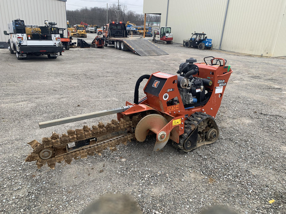 2020 DITCH WITCH C24XA