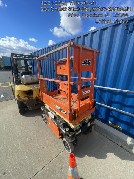 2022 JLG ES1330L