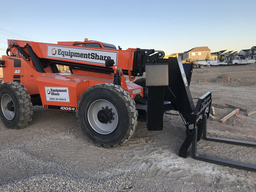 2020 Skytrak 10054 Cab/Heat/Air, Solid Tires, Work Lights, Beacon, Aux Hydraulics, Back up Alarm, Lifting Eye, ES Decals