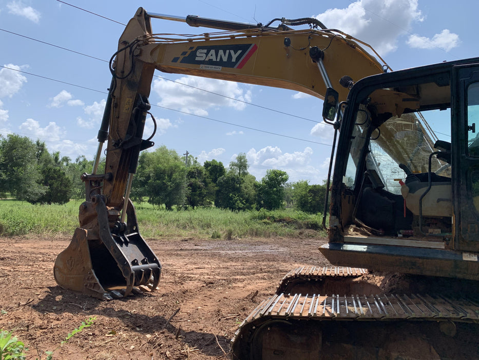 2019 SANY SY265C LC