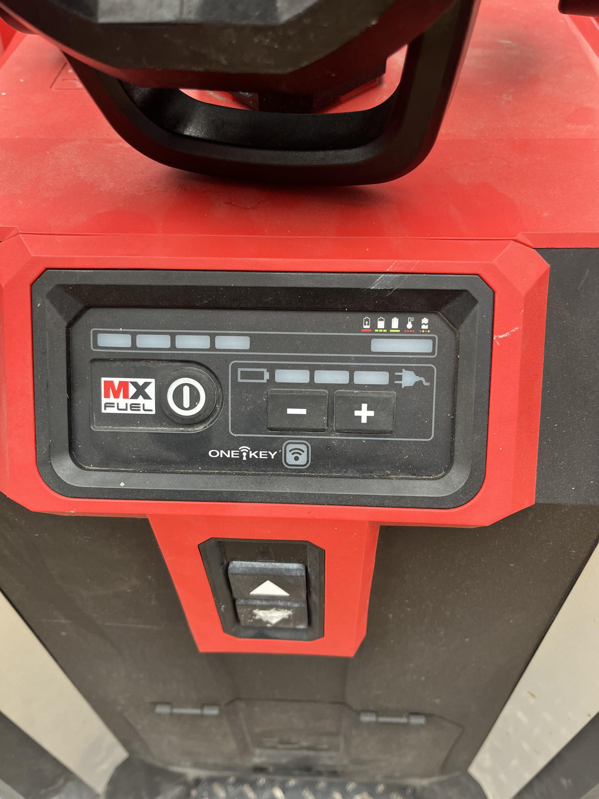 2021 MILWAUKEE MXF041-1XC