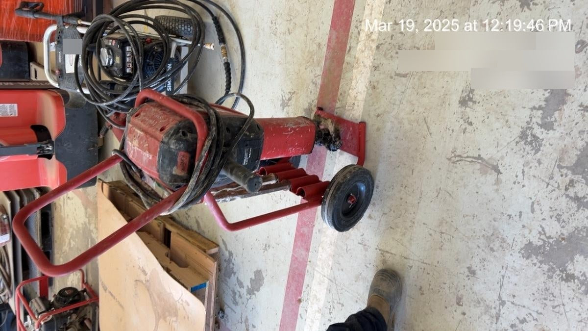 2020 HILTI TE 3000-AVR